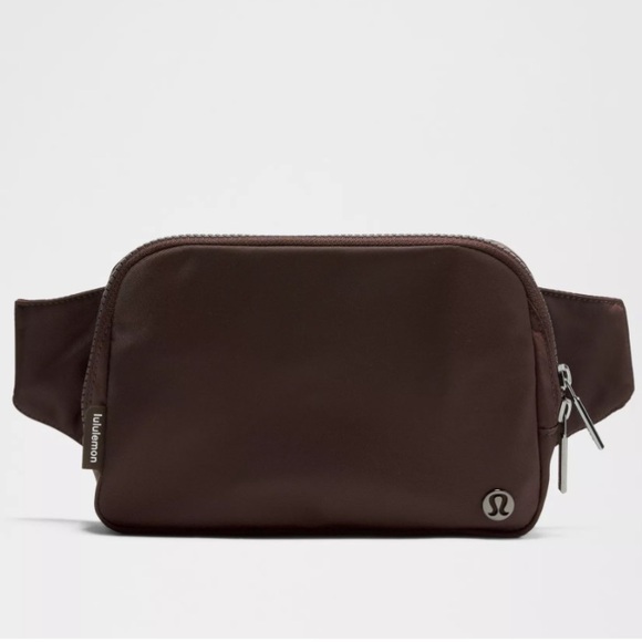 lululemon athletica Handbags - NWT’S LULULEMON EVERYWHERE BELT BAG LARGE 2L!
